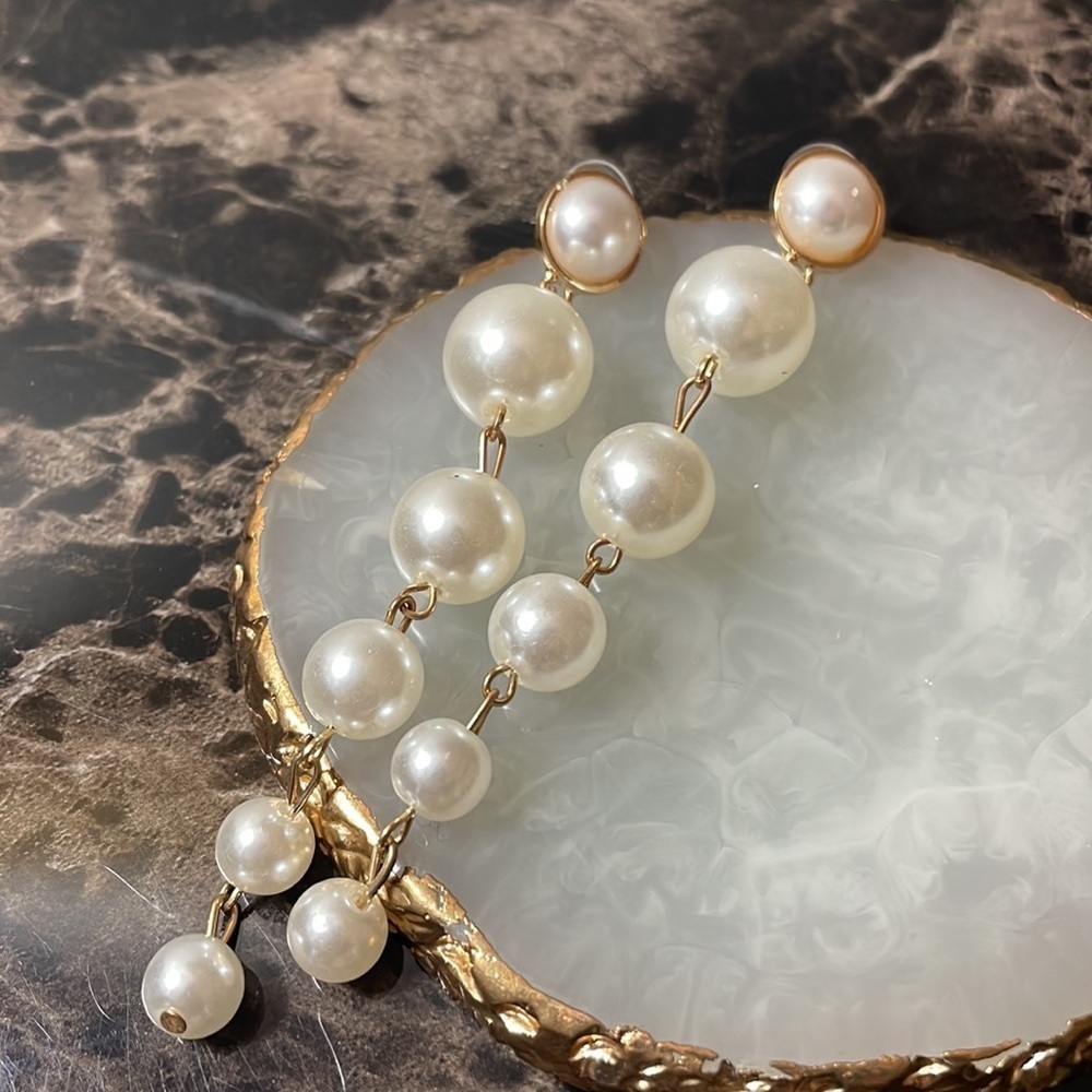 Elegant Pearl Drop Earrings - Picture 10 of 16